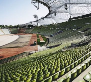 5 Powerful Ways Virtual Stadiums Redefine Sports Fandom